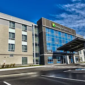 Holiday Inn Express & Suites Vaudreuil-Dorion By Ihg