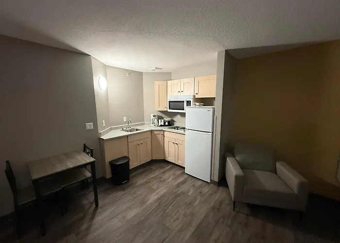 Days Inn By Wyndham Stony Plain