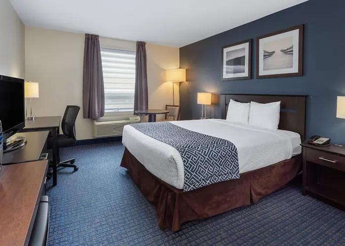 Super 8 by Wyndham Lachenaie/Terrebonne