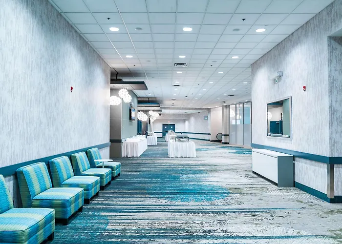 Coast Langley City Hotel & Convention Centre