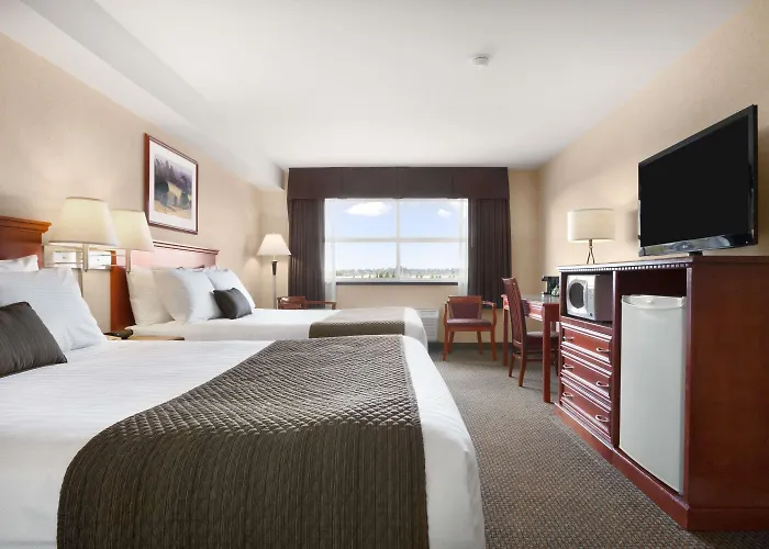 Days Inn & Suites By Wyndham Langley