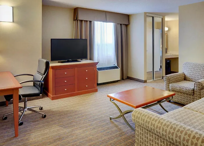 Holiday Inn Hotel & Suites London By Ihg