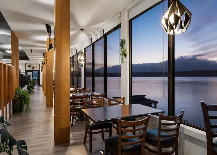 Anchor Inn & Suites, BW Signature Collection