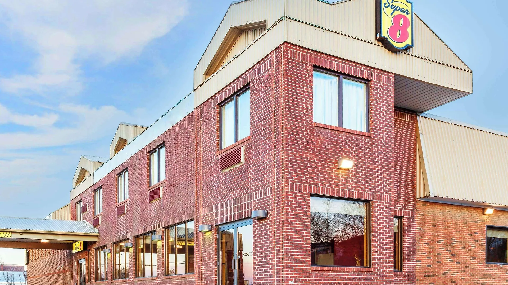 5 Family-Friendly Hotels in New Brunswick That Deliver
